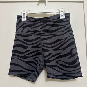 ZYIA Gray Safari Light n Tight Hustle Shorts 4”